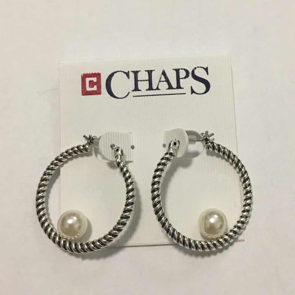 Chaps earrings *NEW*